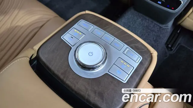 Genesis G80 RG3 — Фото автомобиля 19