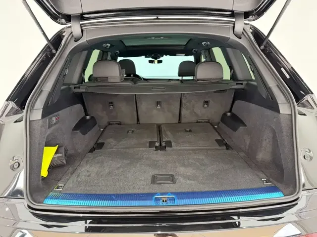 Audi Q7 — Фото автомобиля 27