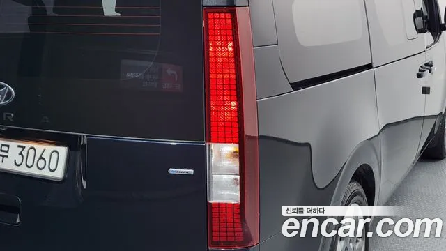 Hyundai Staria Staria 4WD Tourer 9 мест — Фото автомобиля 16