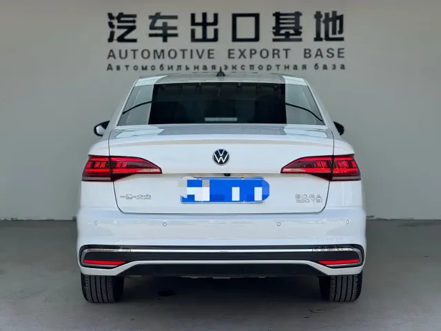 Volkswagen Bora — Фото автомобиля 8