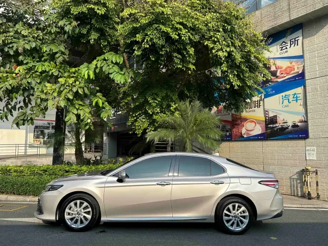 Toyota Camry — Фото автомобиля 9