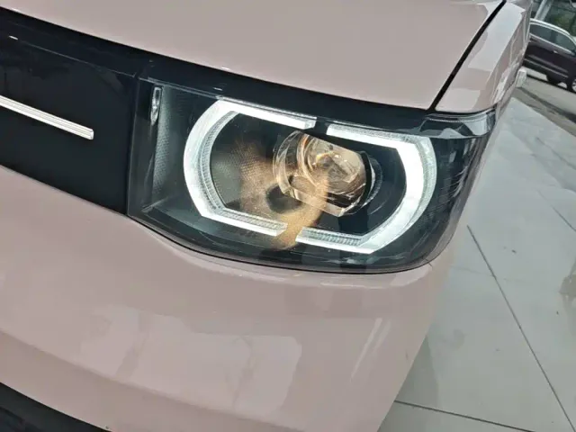 Wuling Hongguang Mini EV — Фото автомобиля 23