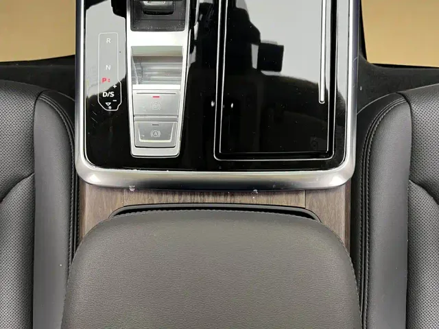 Audi Q7 — Фото автомобиля 21