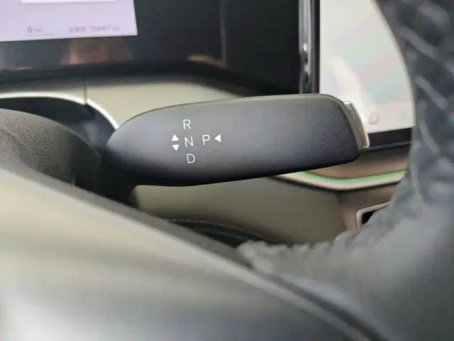 BYD Song L DM-i — Фото автомобиля 13