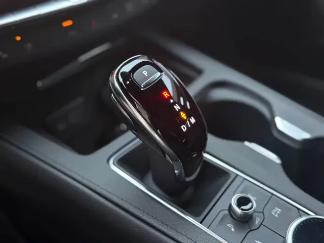 Cadillac XT4 — Фото автомобиля 8