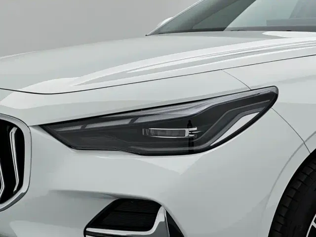 Geely Emgrand — Фото автомобиля 11