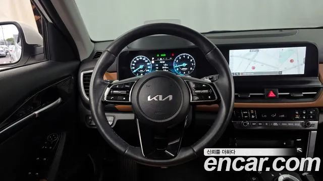Kia Seltos — Фото автомобиля 13