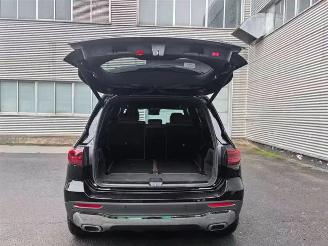 Mercedes-Benz GLB-Class — Фото автомобиля 10