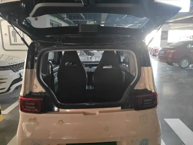 Wuling Hongguang Mini EV — Фото автомобиля 15