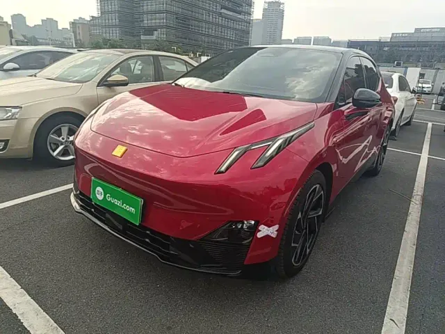 Фотография автомобиля — Lynk & Co Z20