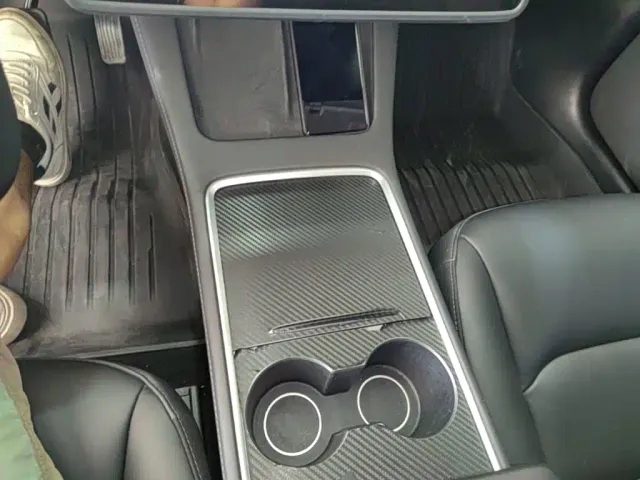 Tesla Model 3 2022 Model Rear-Wheel Drive Version — Фото автомобиля 13