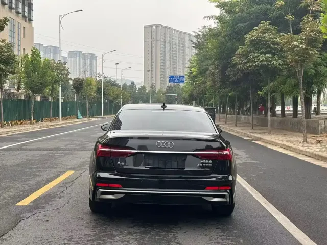 Audi Audi A6L 2023 40 TFSI Luxury Elegance — Фото автомобиля 4