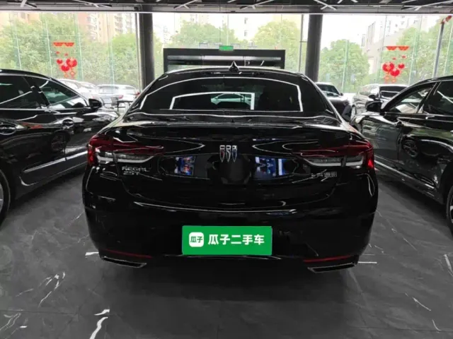 Buick Regal — Фото автомобиля 5