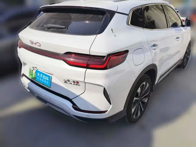 BYD Song PLUS — Фото автомобиля 2