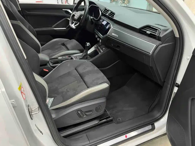 Audi Q3 — Фото автомобиля 16