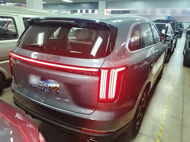Jetour X70L — Фото автомобиля 6