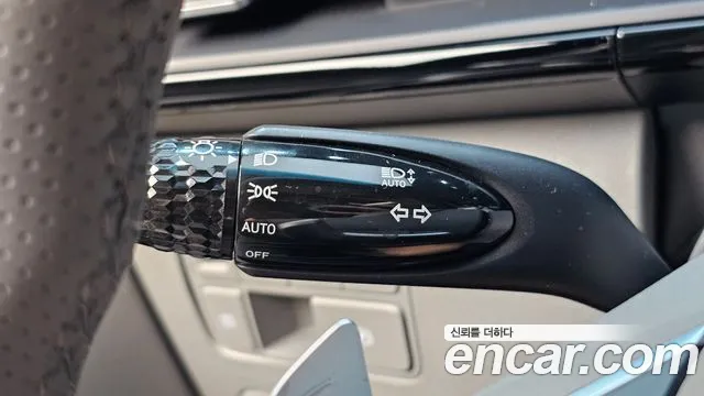 Hyundai Staria Staria 4WD Lounge 9 мест — Фото автомобиля 17