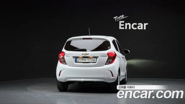 Chevrolet Spark — Фото автомобиля 3