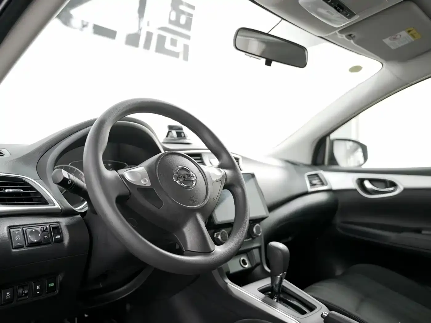 Nissan Sylphy 2024 Facelift III Classic 1.6XE CVT Comfort Edition — Фото автомобиля 11