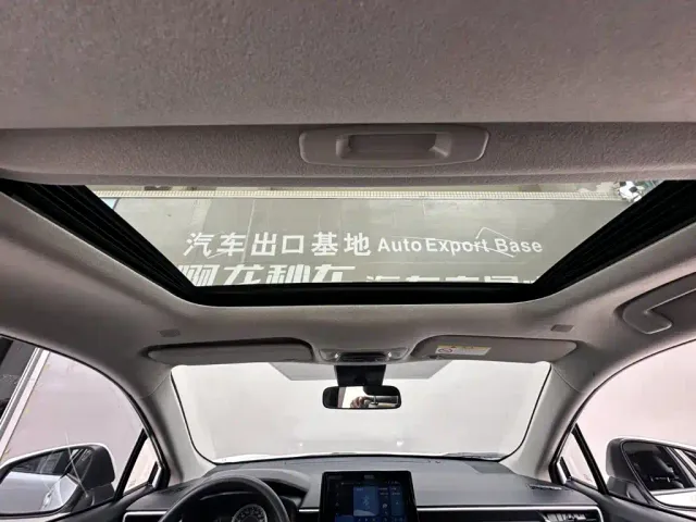 Toyota Corolla Cross — Фото автомобиля 13