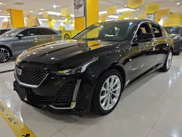 Фотография автомобиля — Cadillac CT5