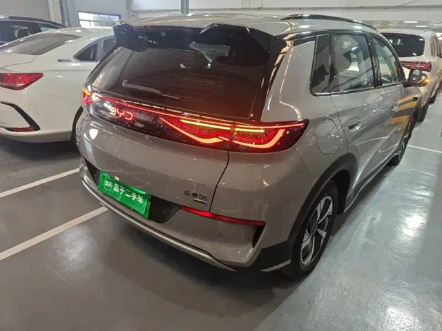 BYD Sealion 05 EV — Фото автомобиля 6