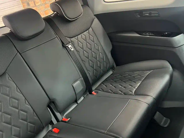 Wuling Jiachen — Фото автомобиля 12