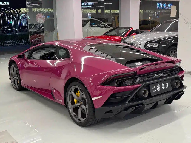 Lamborghini Huracan — Фото автомобиля 3