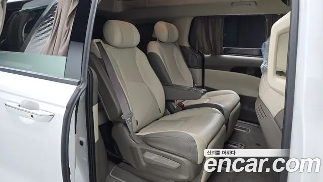Kia Carnival 4th Gen — Фото автомобиля 17