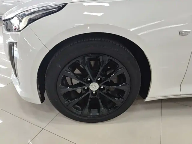 Cadillac CT5 — Фото автомобиля 22