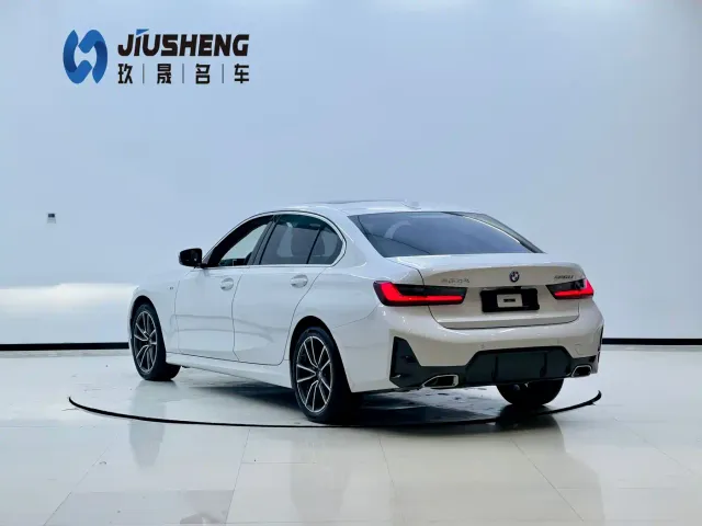 BMW 3 Series — Фото автомобиля 4