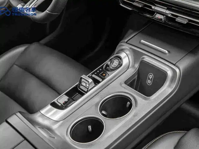 GAC Trumpchi E8 — Фото автомобиля 20