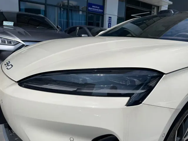 BYD Seal 07 DM-i — Фото автомобиля 5