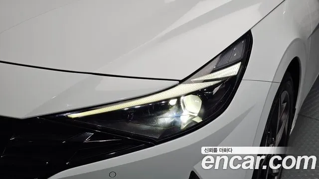 Hyundai AVANTE Avante (CN7) — Фото автомобиля 20