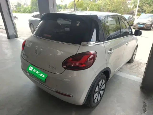Wuling Bingo — Фото автомобиля 6