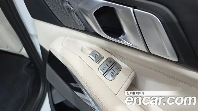 BMW X7 — Фото автомобиля 25