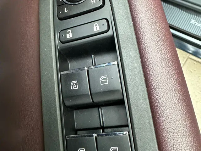 GAC Trumpchi M6 — Фото автомобиля 10