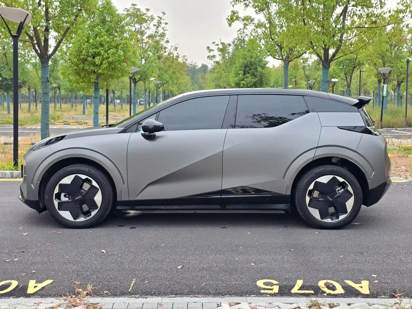 ZEEKR Zeekr X 2023 4WD YOU Edition 5-seater — Фото автомобиля 7