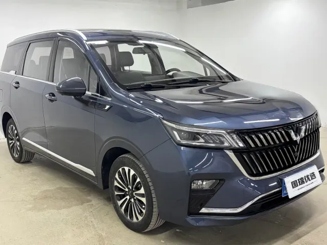 Wuling Jiachen — Фото автомобиля 3