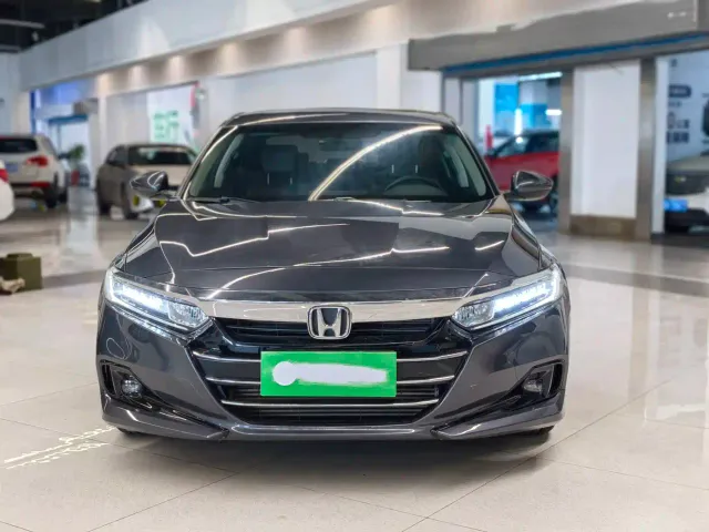Honda Accord — Фото автомобиля 2