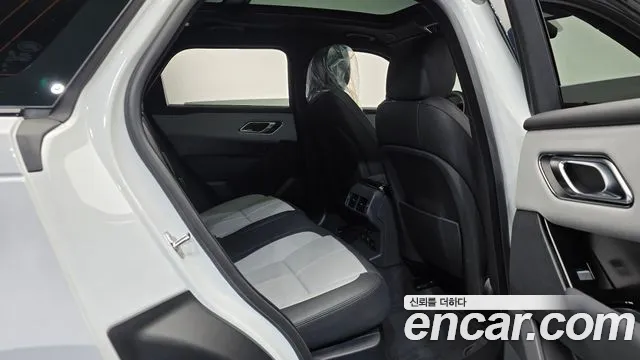 Land Rover Range Rover Velar — Фото автомобиля 11