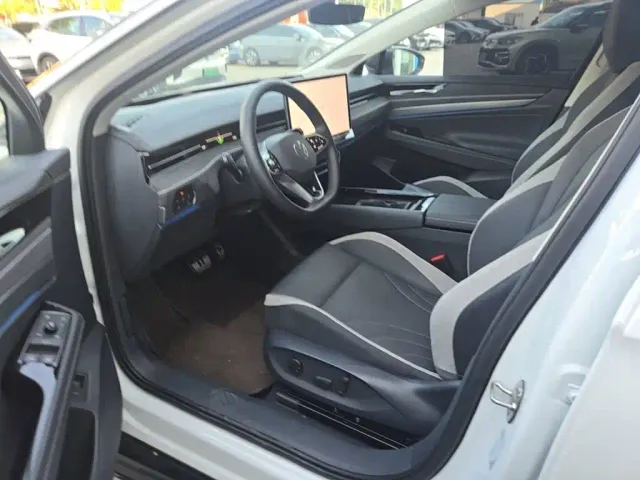 Volkswagen ID.7 Vizzion — Фото автомобиля 14