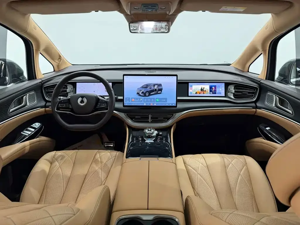 Denza Denza D9 2025 Model DM-i Smart Drive Edition 1020 AWD Flagship — Фото автомобиля 13