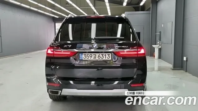 BMW X7 — Фото автомобиля 4