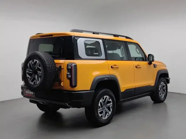 BAIC BJ40 — Фото автомобиля 2