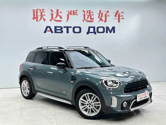 MINI Countryman — Фото автомобиля 3