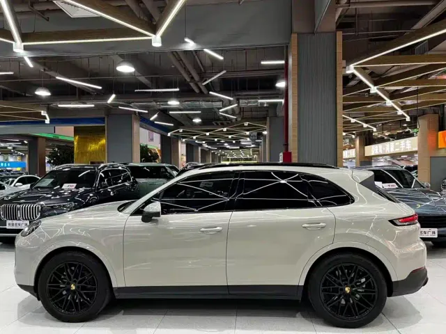 Porsche Cayenne 2024 Cayenne 3.0T — Фото автомобиля 15
