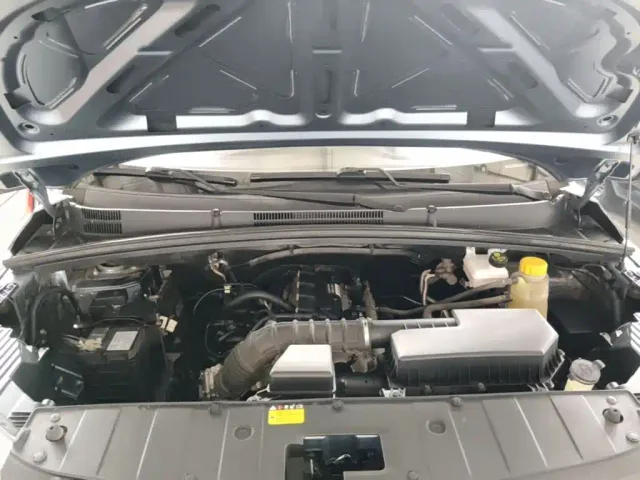 Wuling Hongguang Plus — Фото автомобиля 19