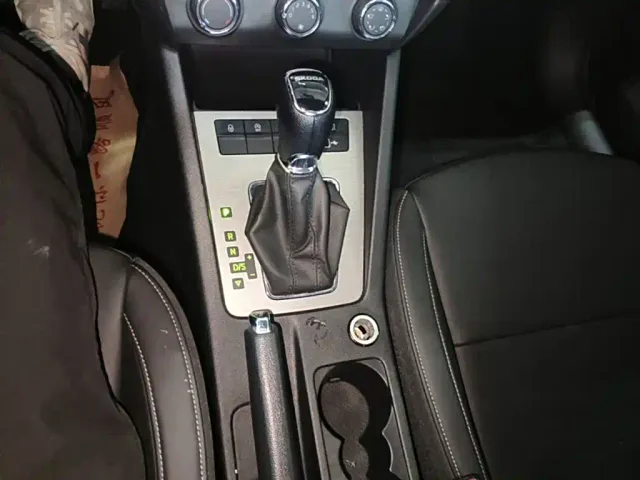 Skoda Octavia — Фото автомобиля 13