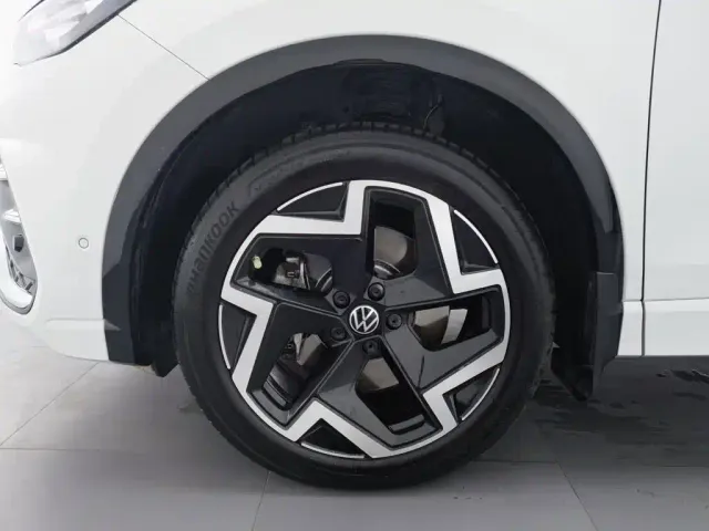 Volkswagen Tiguan L — Фото автомобиля 17